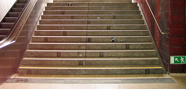 mario-and-donkey-kong-streetart-in-frankfurt