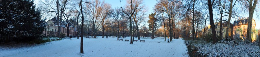 schnee-im-günthersburgpark-in-frankfurt-3