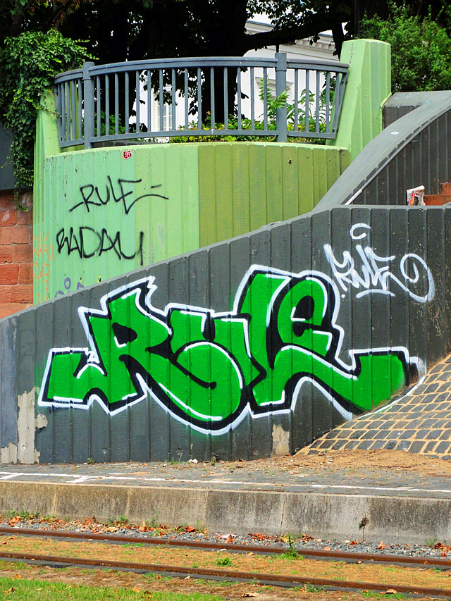 rule-graffiti-frankfurt