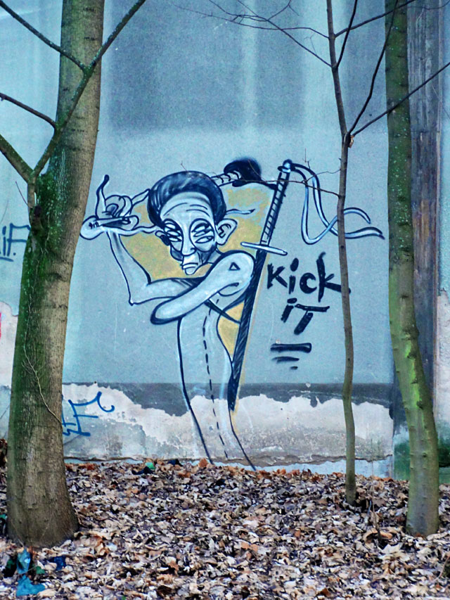 graffiti-in-offenbach-nähe-hauptbahnhof-kick-it