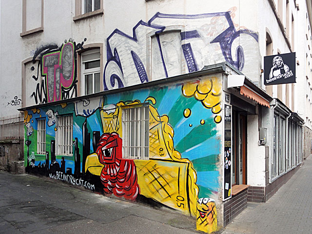 beeindruckt-graffiti-frankfurt-1-coypright-beachten