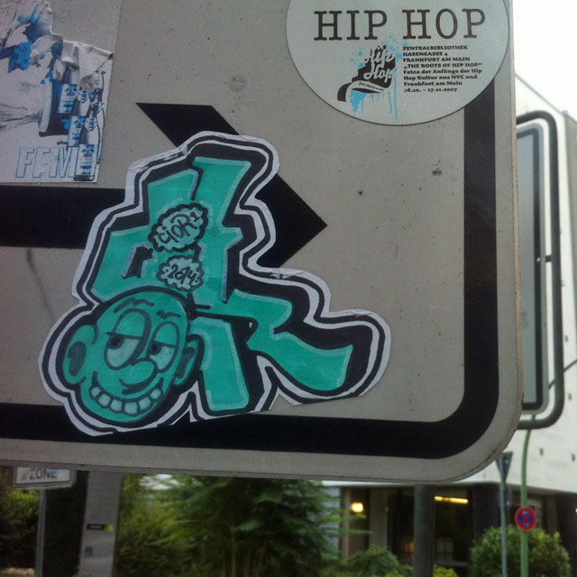 frankfurt-street-style-sticker-cior-1