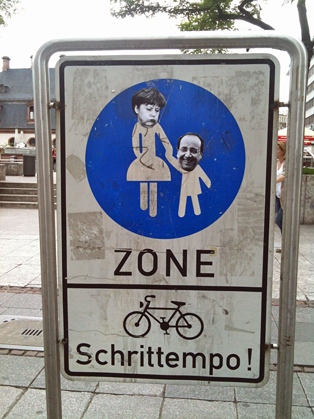 Mutti aus der Zone und ihr Westpaket.