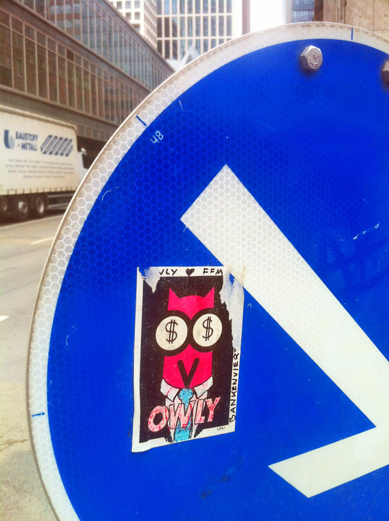 Streetart in Frankfurt : OWLY