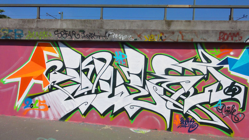 graffiti-unleserlich-hof-ratswegkreisel