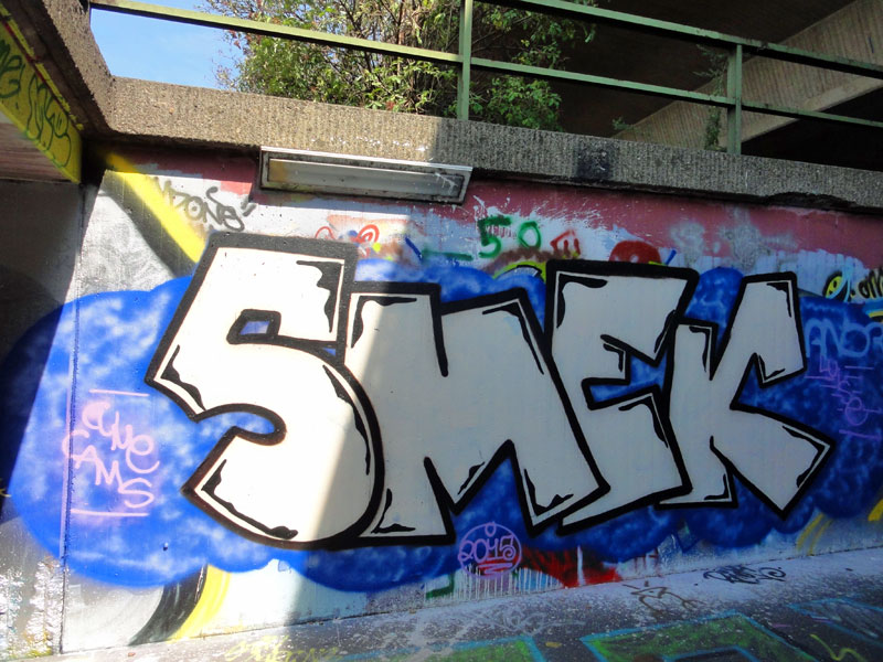 smek-graffiti