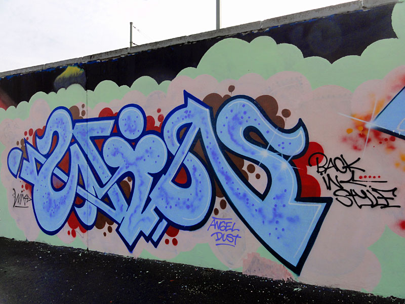 angel-dust-graffiti-hall-of-fame-frankfurt