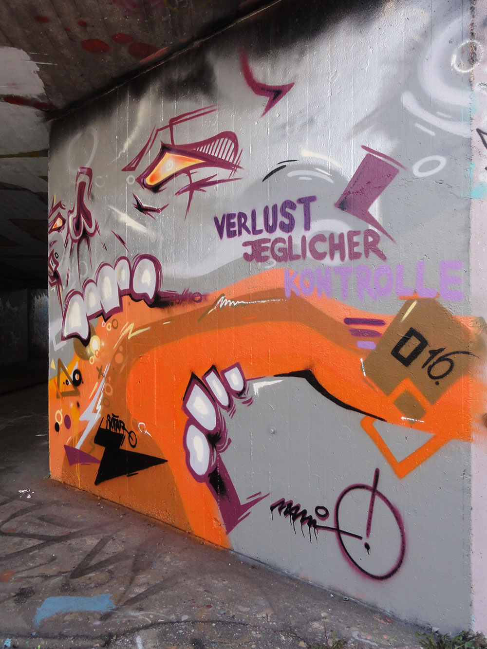 Graffiti in der Unterführung beim Ratswegkreisel an der Hanauer Landstraße in Frankfurt