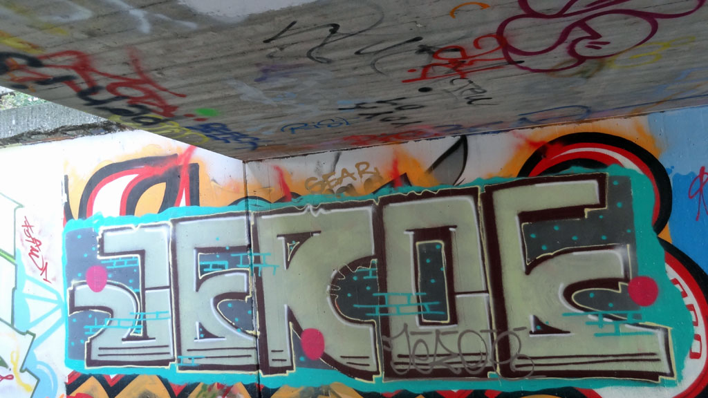 jeroe-graffiti-hall-of-fame-am-ratswegkreisel