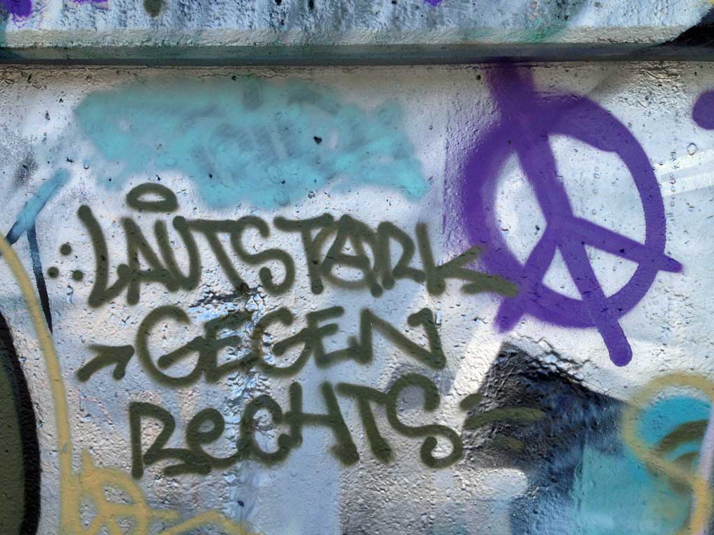 lautstark-gegen-rechts-spruch-graffiti-hall-of-fame-am-ratswegkreisel
