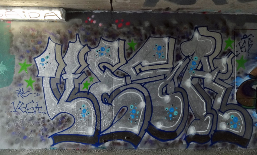 vesa-graffiti-hall-of-fame-am-ratswegkreisel