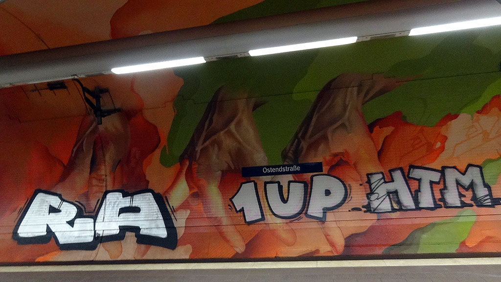 Graffitiszene übermalt Auftragsgraffiti in der Ostendstraße