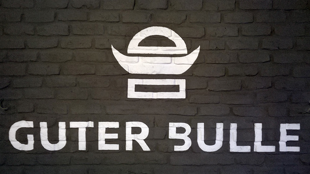 Burger Restaurant GUTER BULLE in der Berger Straße in Frankfurt Bornheim