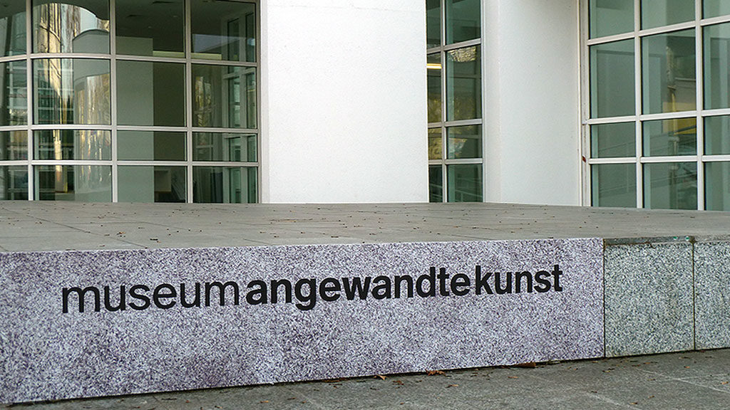 MUSEUM ANGEWANDTE KUNST FRANKFURT