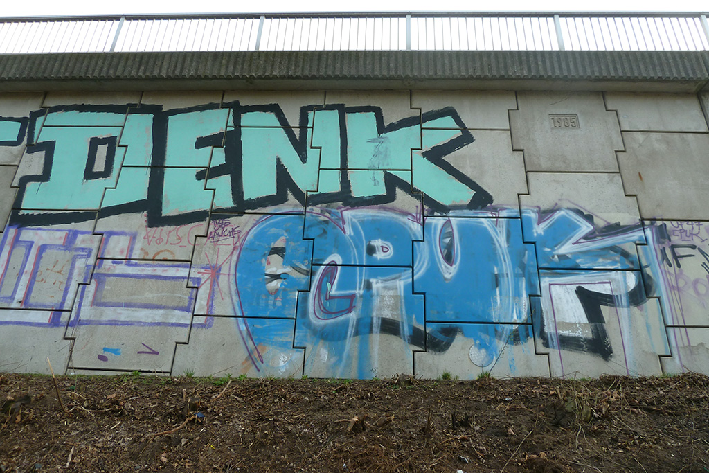 Graffiti in Frankfurt - DENK, CPUK
