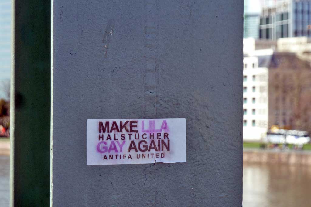 Make Lila Halstücher Great Again