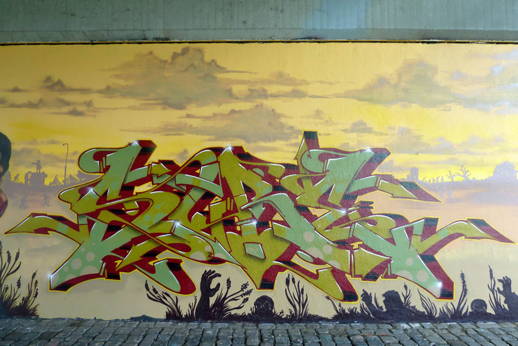 Graffiti in Frankfurt: Renegades-Mural an der Friedensbrücke
