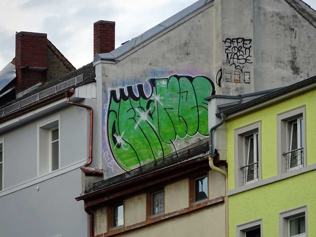 Rooftop-Graffiti in Frankfurt