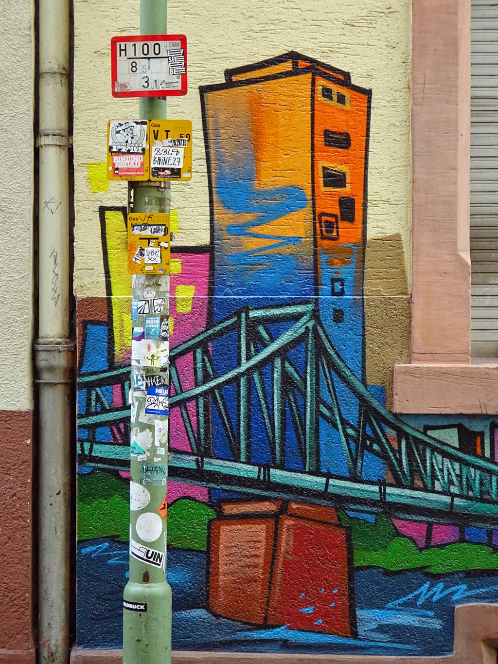 Eiserner Steg-Graffiti in Frankfurt-Sachsenhausen