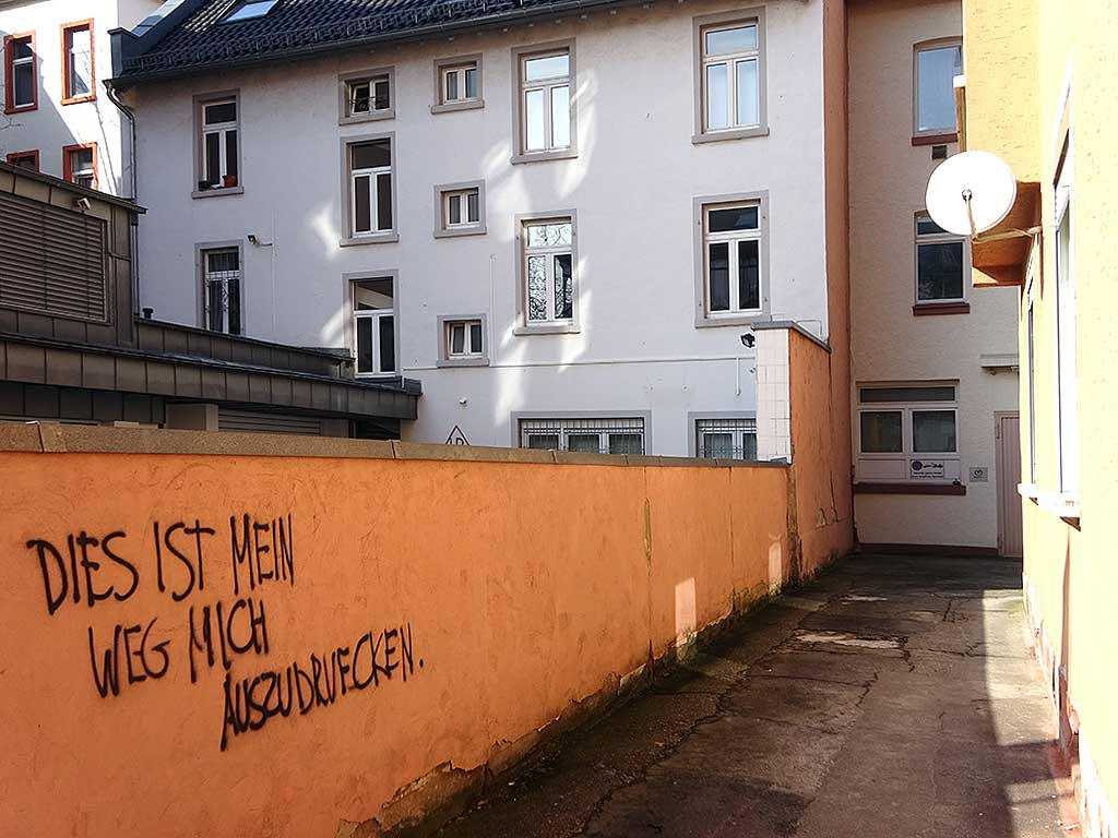 Street Art in Frankfurt am Main von Issy