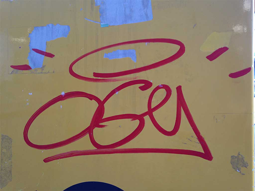 Urban Signatures: Buchstaben-und Zahlenkombinationen im öffentlichen Raum