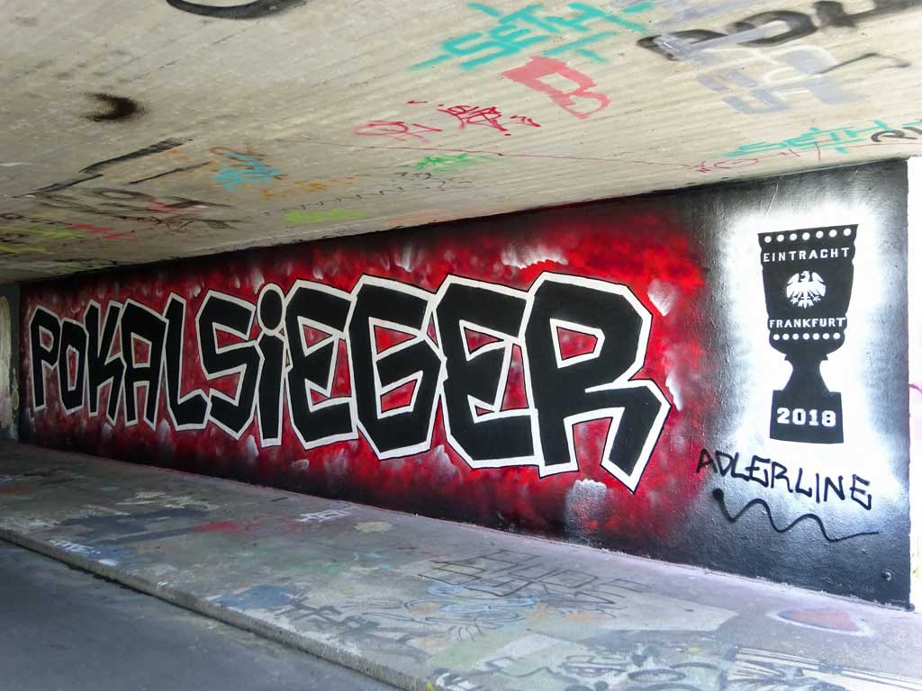 Graffiti am Ratswegkreisel in Frankfurt am Main