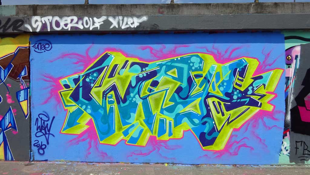 Graffiti am Ratswegkreisel in Frankfurt am Main