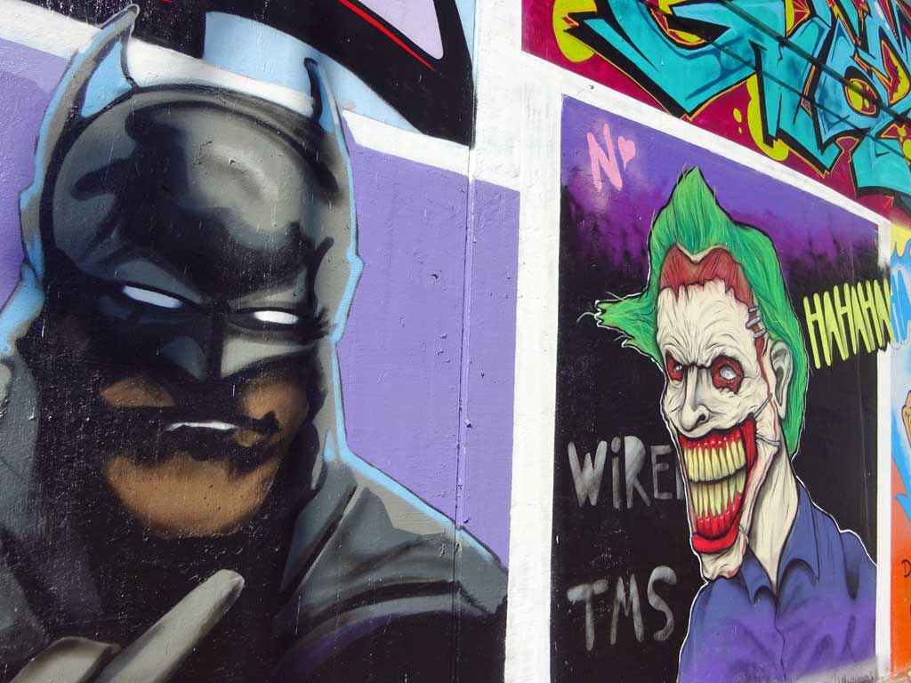 Graffiti in Frankfurt - Comic-Art-Wall am Niddapark