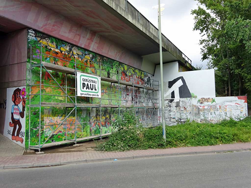 Graffiti am Niddapark in Frankfurt am Main