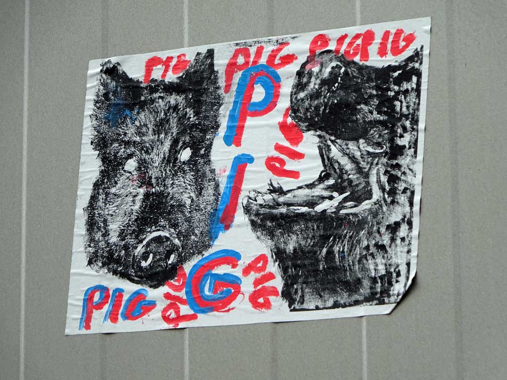 Aufkleber in Frankfurt - Pig