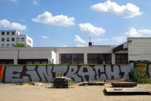 Graffiti eines Eintracht-Schriftzugs mit DFB-Pokal