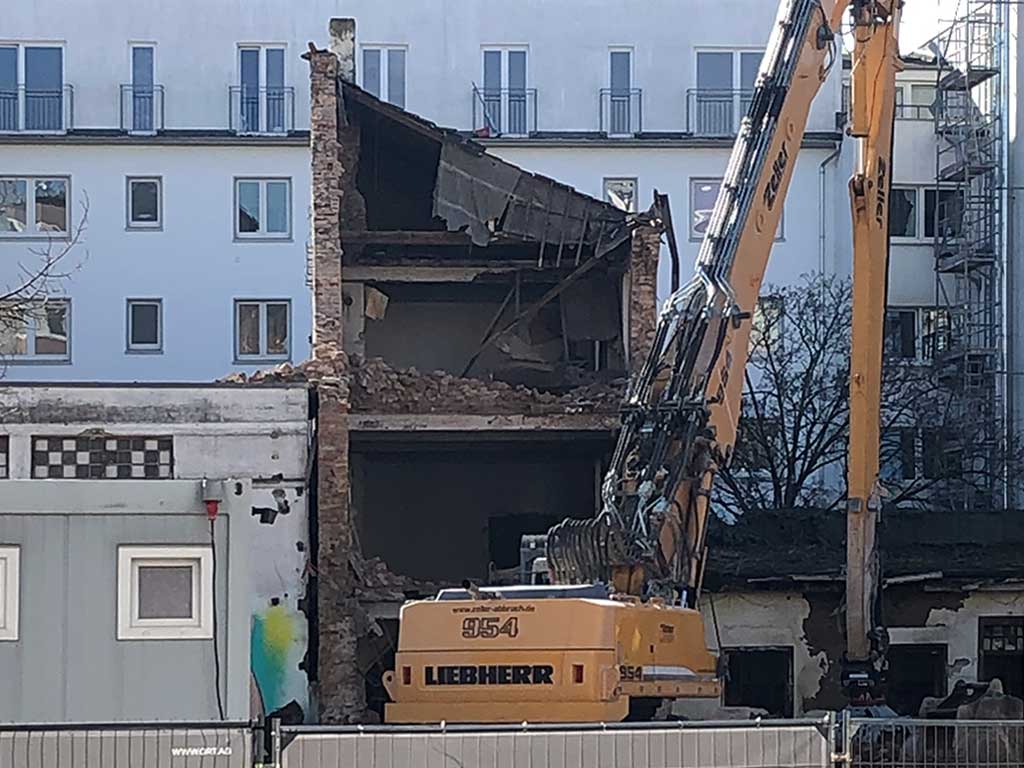 Abbrucharbeiten im Allerheiligenviertel in Frankfurt am Main