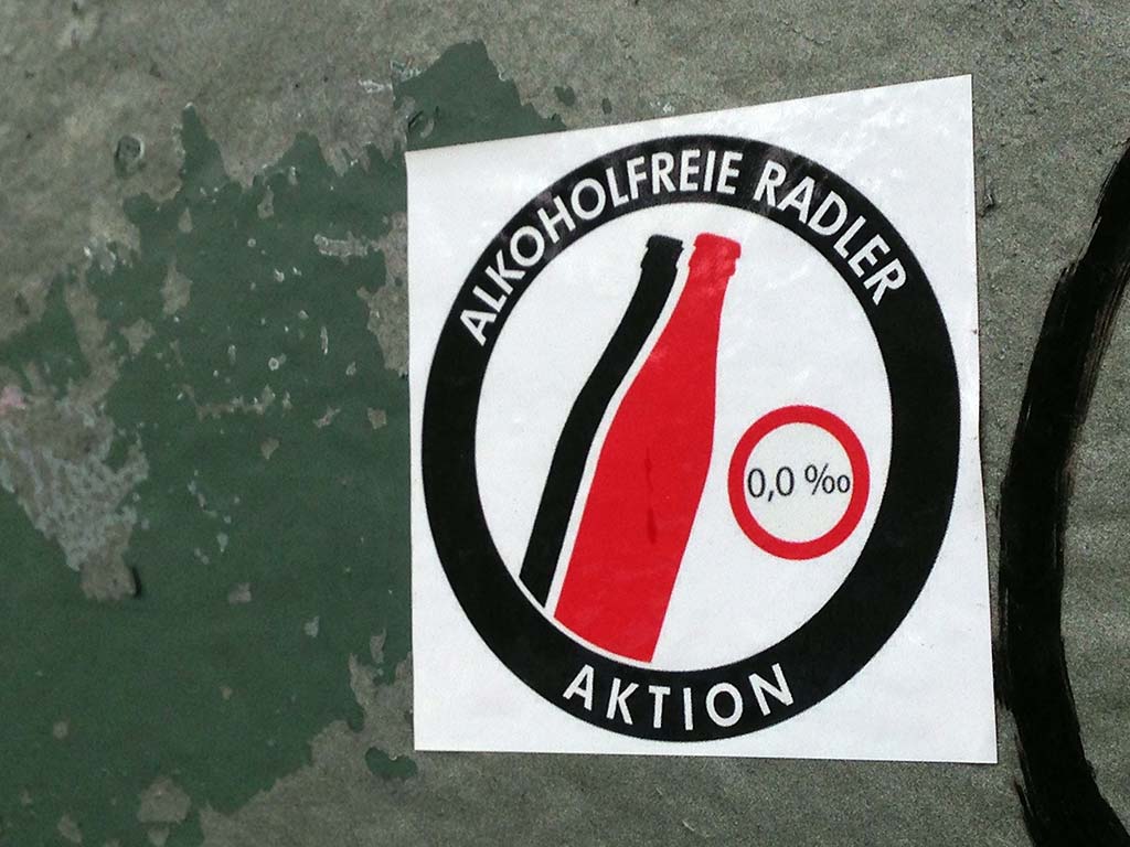 Abwandlung des Logos Antifaschistische Aktion: Alkoholfrei