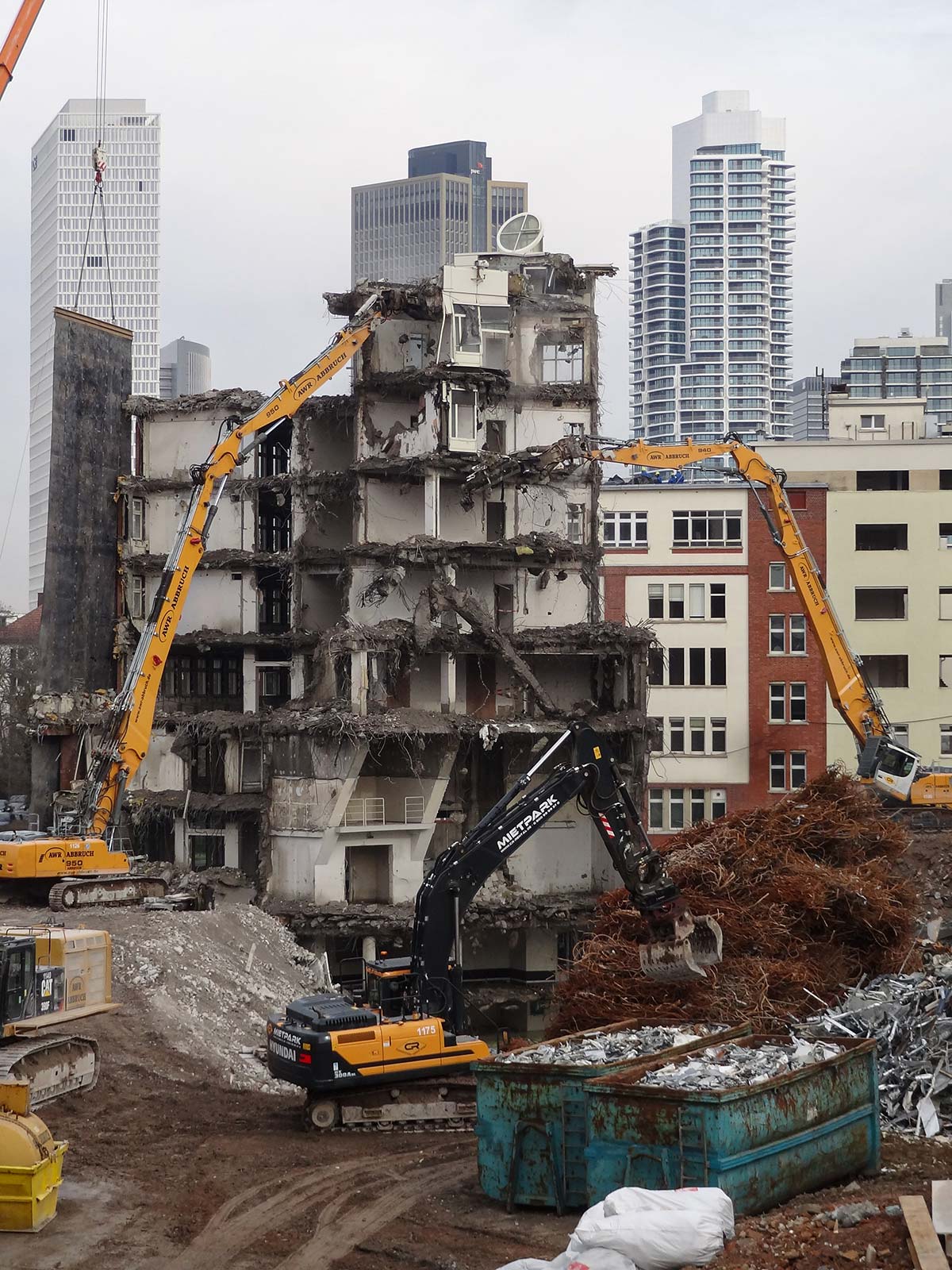 Altes FAZ-Gebäude fast komplett abgerissen