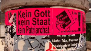 Anarcho-feministische Plakatierung gegen evangelikal-fundamentalistische Positionen rund um den Campus Bockenheim in Frankfurt