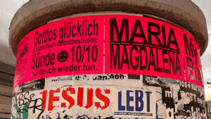 Anarcho-feministische Plakatierung gegen evangelikal-fundamentalistische Positionen rund um den Campus Bockenheim in Frankfurt