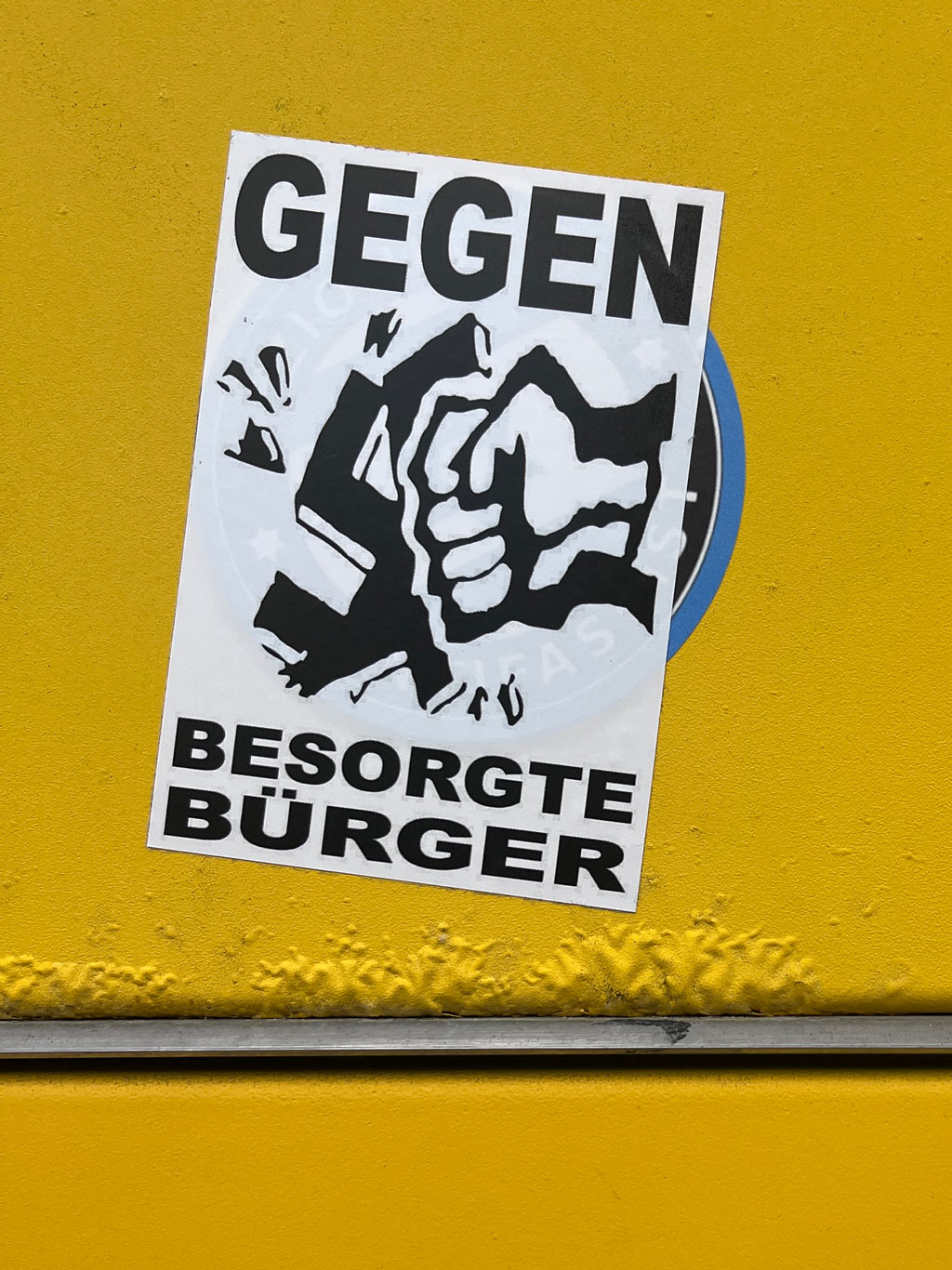 Aufkleber-Meme: Gegen besorgte Bürger