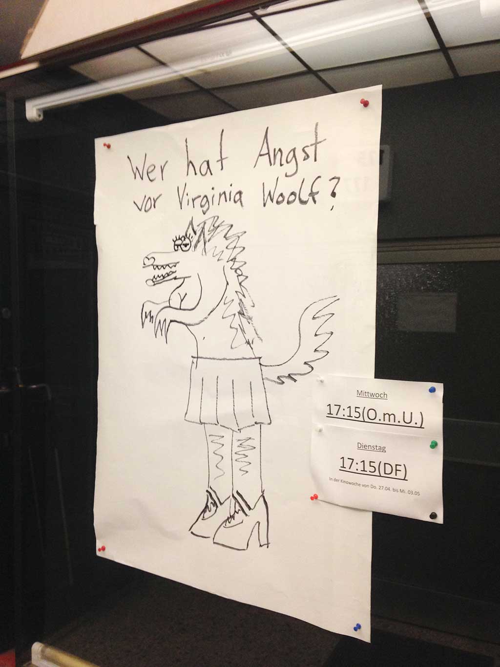 Handgemalte Filmplakate im Berger Kino in Frankfurt