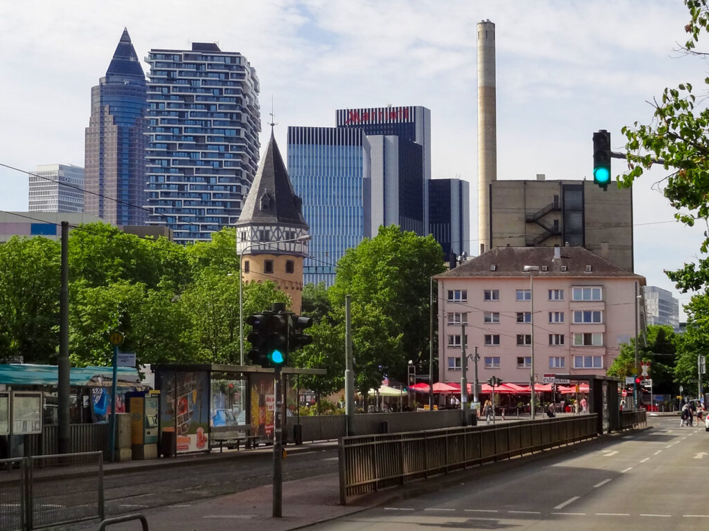 Bockenheimer Warte in Frankfurt