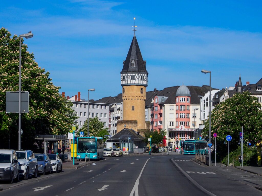 Die Bockenheimer Warte in Frankfurt am Main