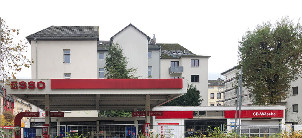 Esso-Tankstelle in Frankfurt-Bornheim