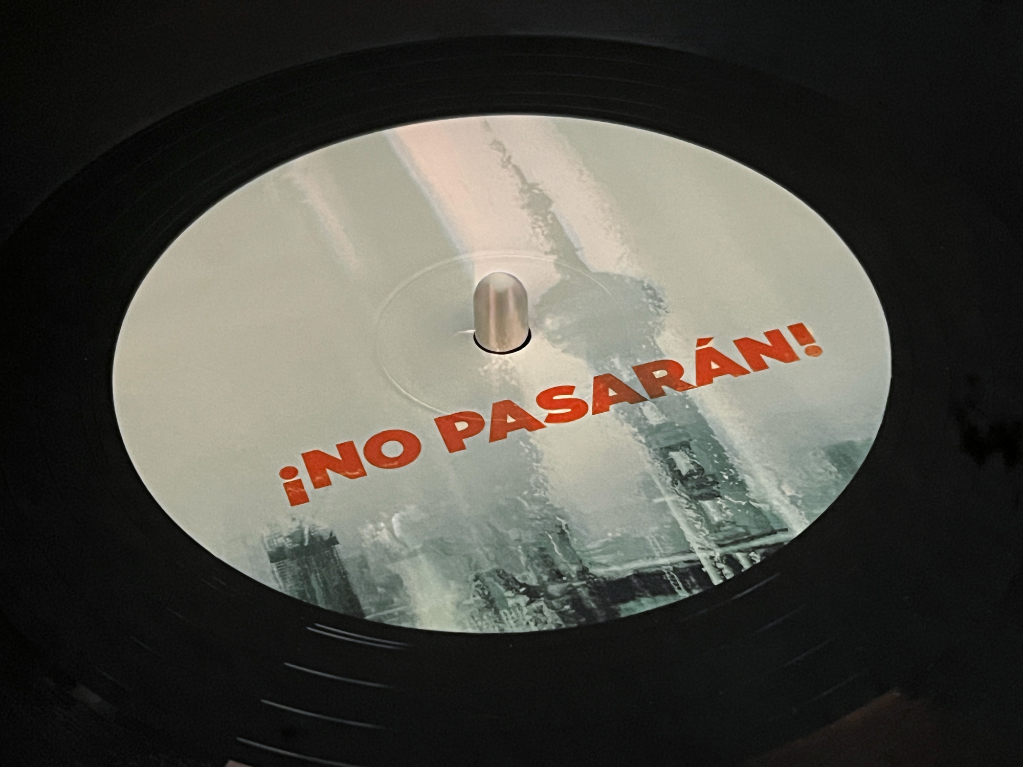 Schallplatte ¡No pasarán! von Extrawelt