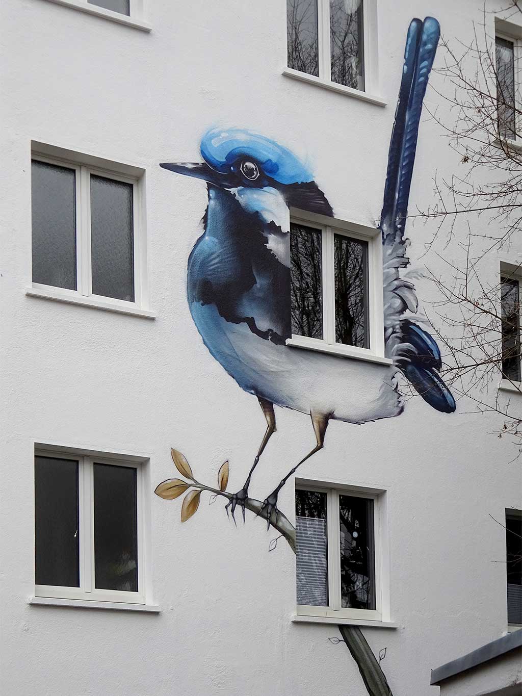 Fassadengestaltung mit Vögeln in Frankfurt