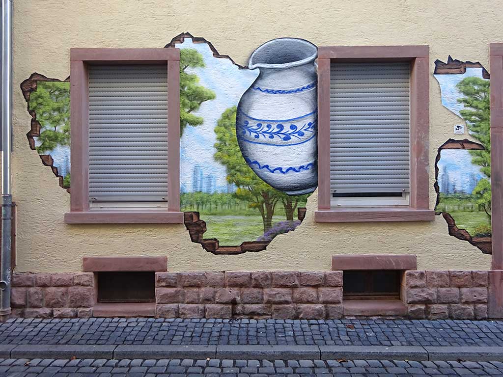 Wandkunst mit Bembel in Frankfurt-Sachsenhausen