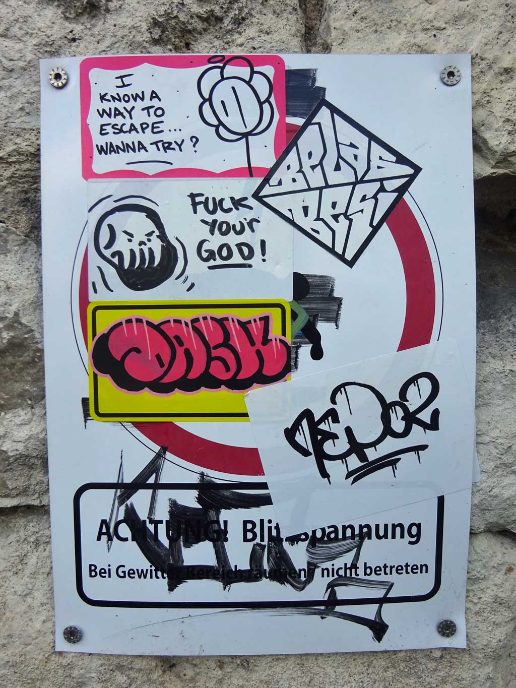 Sticker-Art rund um den Brückenkopf Mainz-Kastel