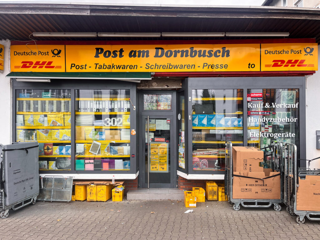 Geschäfte in Frankfurt die das Wort Dornbusch im Namen tragen: Post am Dornbusch