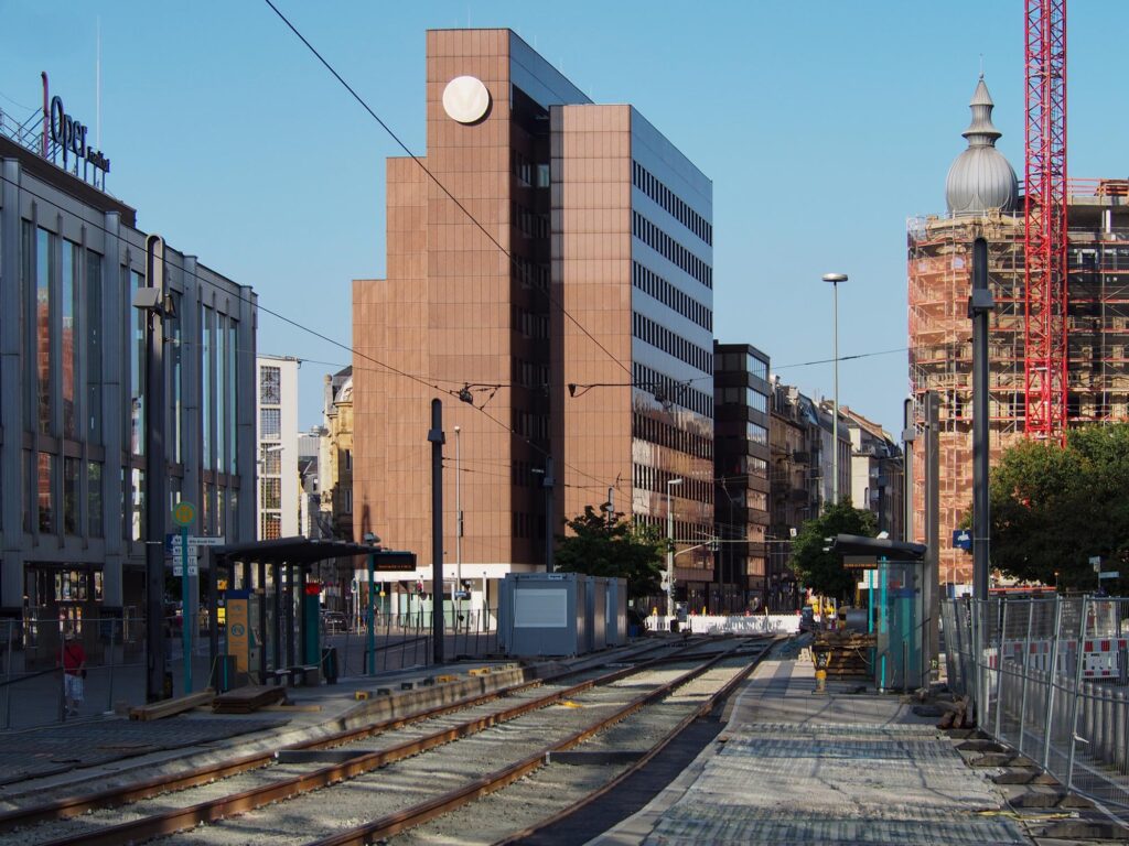 Gleisbauarbeiten zwischen Willy-Brandt-Platz und Münchener Straße in Frankfurt am Main