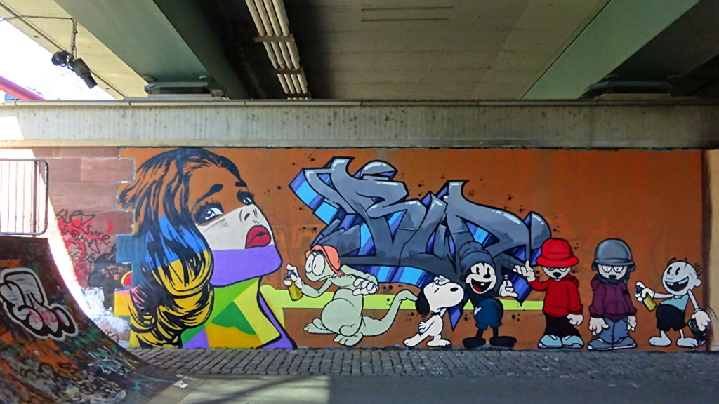 Graffiti-Art an der Friedensbrücke in Frankfurt am Main