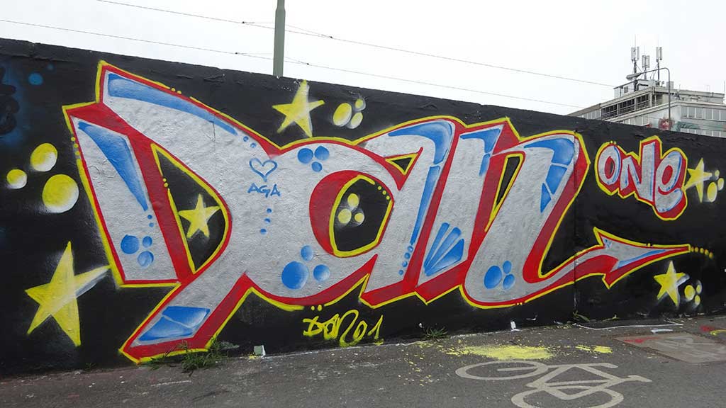 Hall of Fame in Frankfurt am Ratswegkreisel in Frankfurt am Main