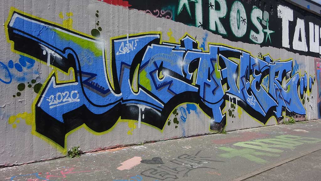 Hall of Fame in Frankfurt am Ratswegkreisel in Frankfurt am Main